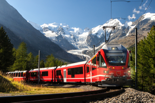 Glacier_Express_Bernina_757288111.jpg